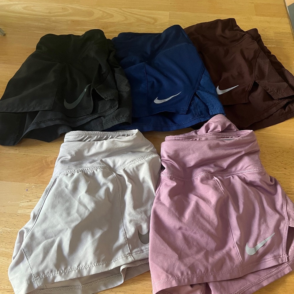 Women’s Nike Shorts (5 pairs)